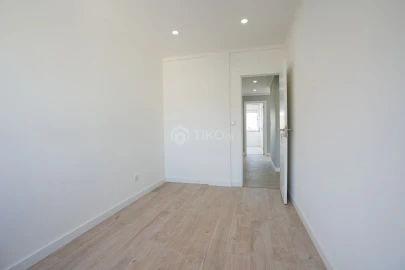 Apartamento T2 para Venda em Odivelas
