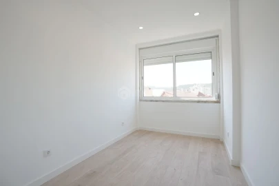 Apartamento T2 para Venda em Odivelas