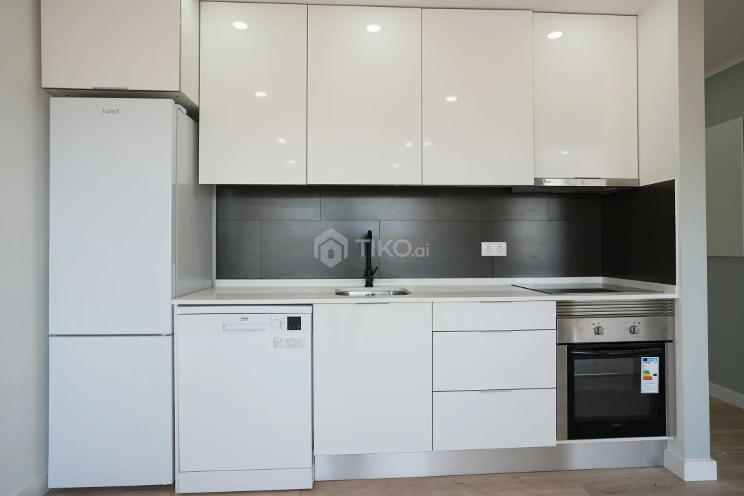 Apartamento T2 para Venda em Odivelas Foto 3