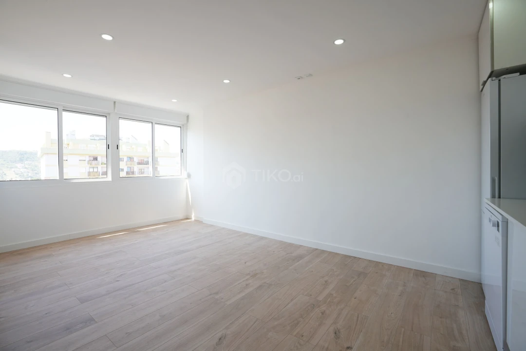 Apartamento T2 para Venda em Odivelas Foto 6