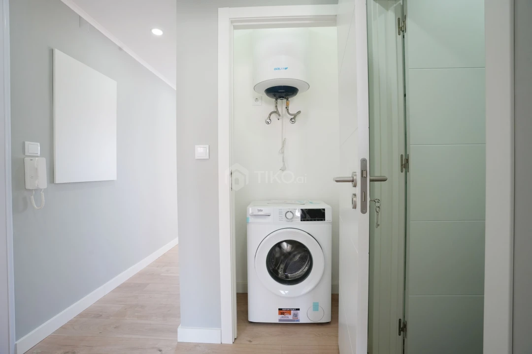 Apartamento T2 para Venda em Odivelas Foto 7