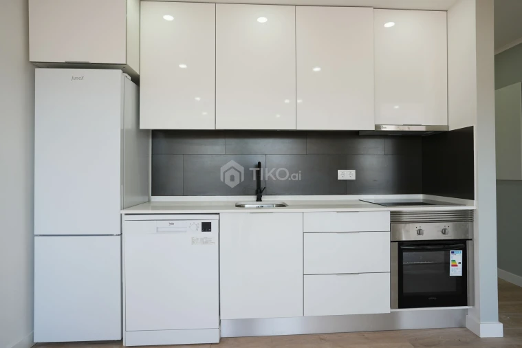 Apartamento T2 para Venda em Odivelas Foto 3
