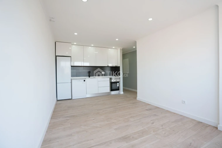 Apartamento T2 para Venda em Odivelas Foto 4
