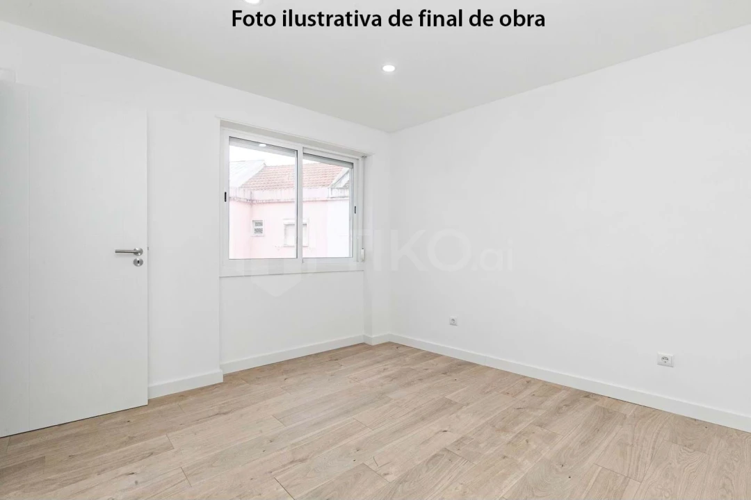 Apartamento T2 para Venda em Odivelas Foto 18