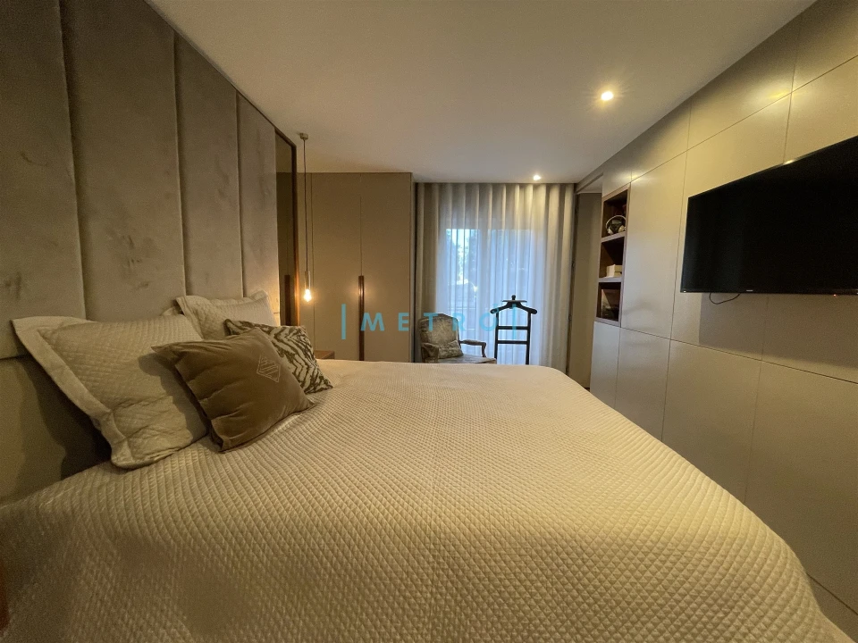 Apartamento T2 para Venda em Aldoar, Foz do Douro e Nevogilde Foto 8