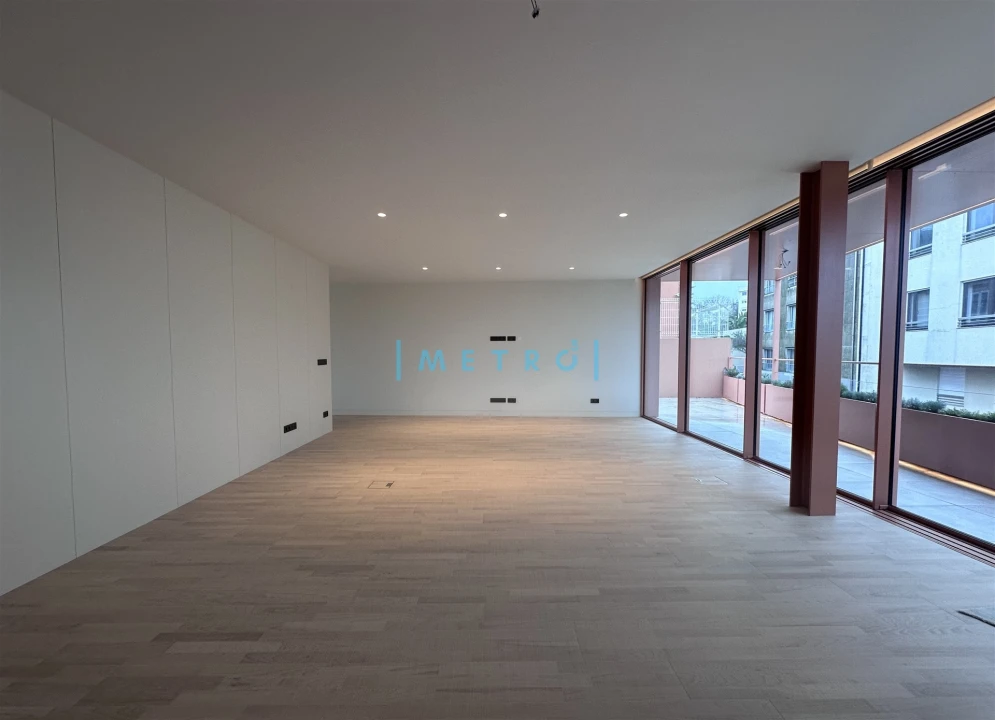 Apartamento T5 para Venda em Aldoar, Foz do Douro e Nevogilde Foto 3