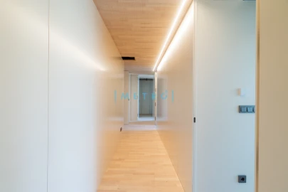 Apartamento T5 para Venda em Aldoar, Foz do Douro e Nevogilde