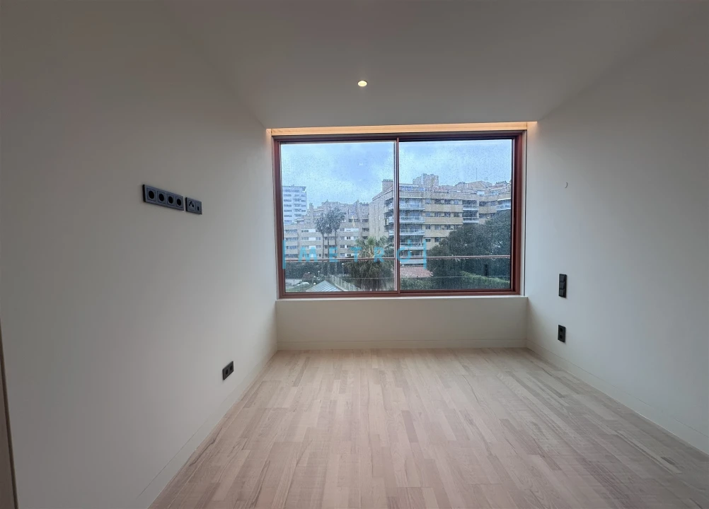 Apartamento T5 para Venda em Aldoar, Foz do Douro e Nevogilde Foto 11