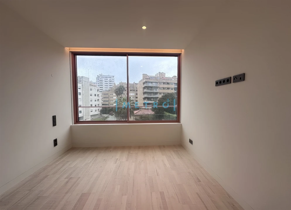 Apartamento T5 para Venda em Aldoar, Foz do Douro e Nevogilde Foto 18