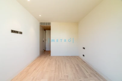 Apartamento T5 para Venda em Aldoar, Foz do Douro e Nevogilde