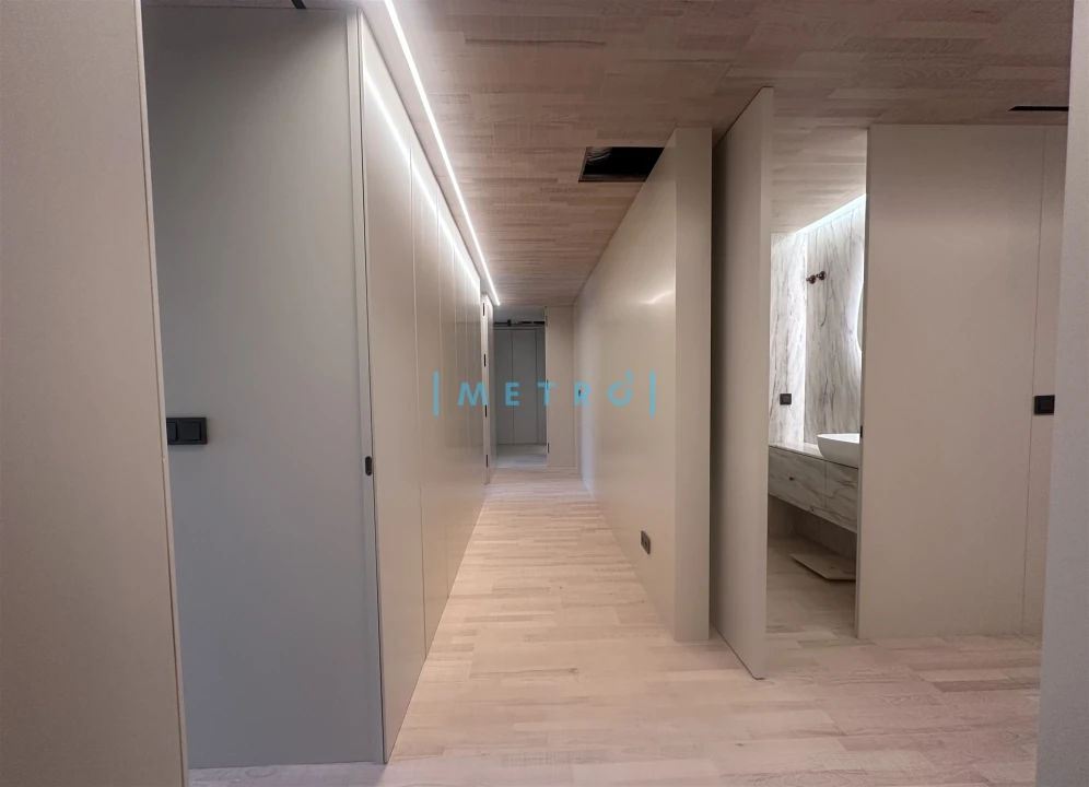 Apartamento T5 para Venda em Aldoar, Foz do Douro e Nevogilde Foto 10