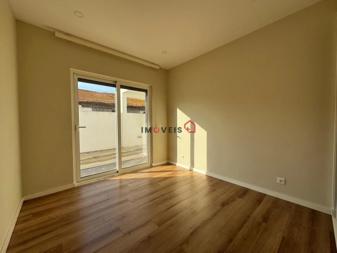 Moradia T3 para Venda em Almeirim Foto 12