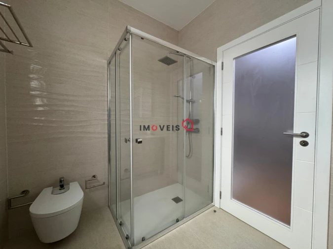 Moradia T3 para Venda em Almeirim Foto 6