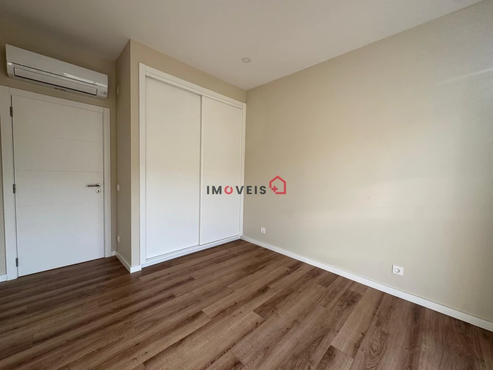 Moradia T3 para Venda em Almeirim Foto 11