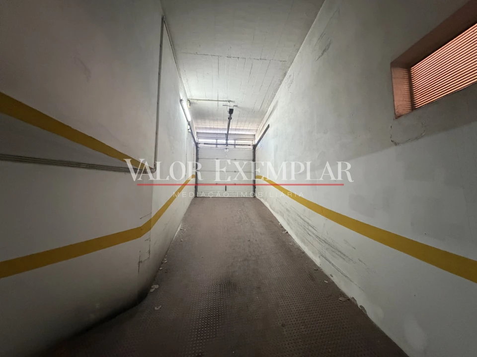 Garagem para Venda em Alcochete Foto 6