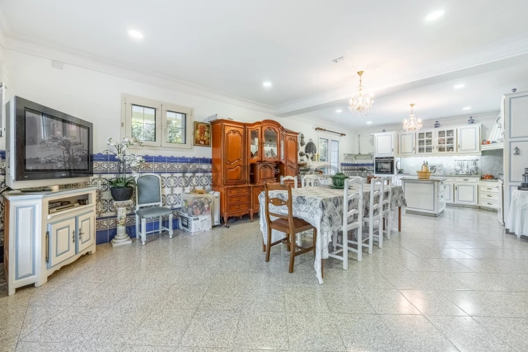 Moradia T5 para Venda em Merelim (São Paio), Panoias e Parada de Tibães Foto 10