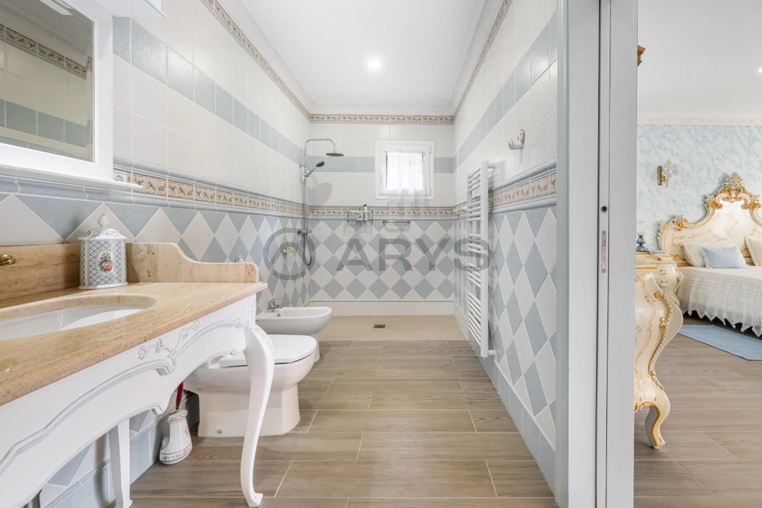 Moradia T5 para Venda em Merelim (São Paio), Panoias e Parada de Tibães Foto 6