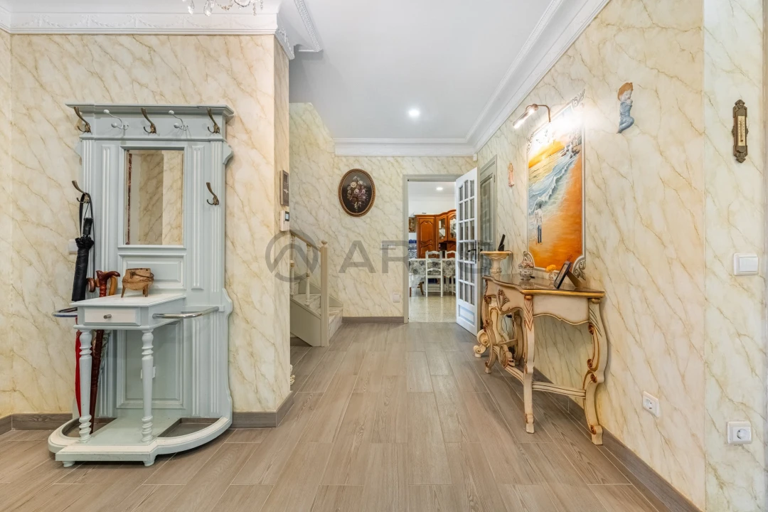 Moradia T5 para Venda em Merelim (São Paio), Panoias e Parada de Tibães Foto 8