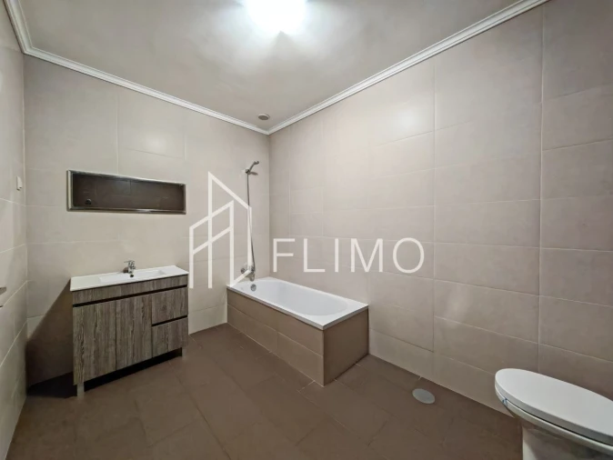 Moradia T3 para Venda em Santa Maria da Feira, Travanca, Sanfins e Espargo Foto 25