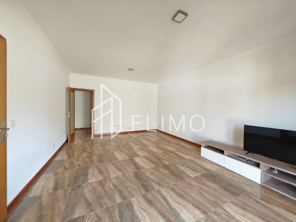 Moradia T3 para Venda em Santa Maria da Feira, Travanca, Sanfins e Espargo Foto 9