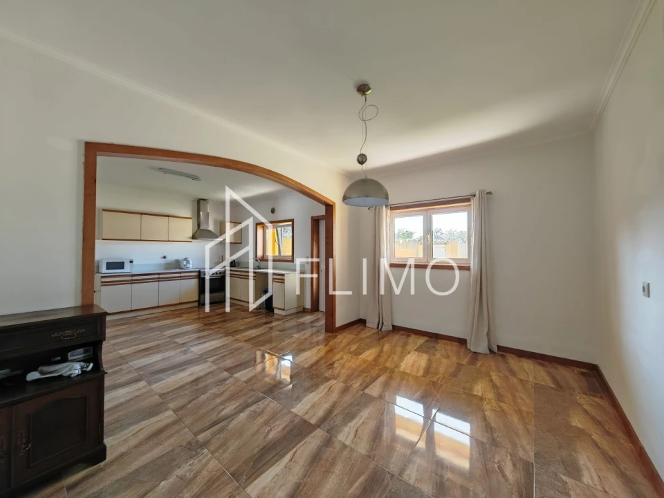 Moradia T3 para Venda em Santa Maria da Feira, Travanca, Sanfins e Espargo Foto 3