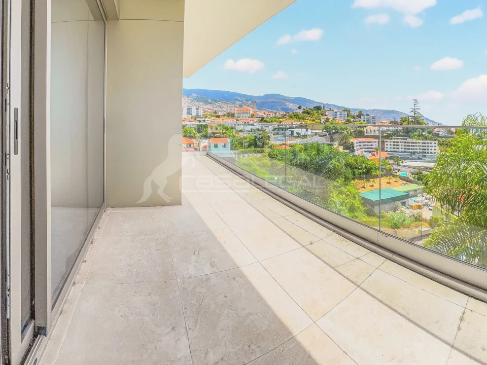 Apartamento T2 para Venda em São Martinho Foto 5