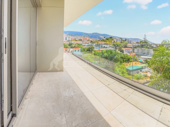 Apartamento T2 para Venda em São Martinho Foto 5