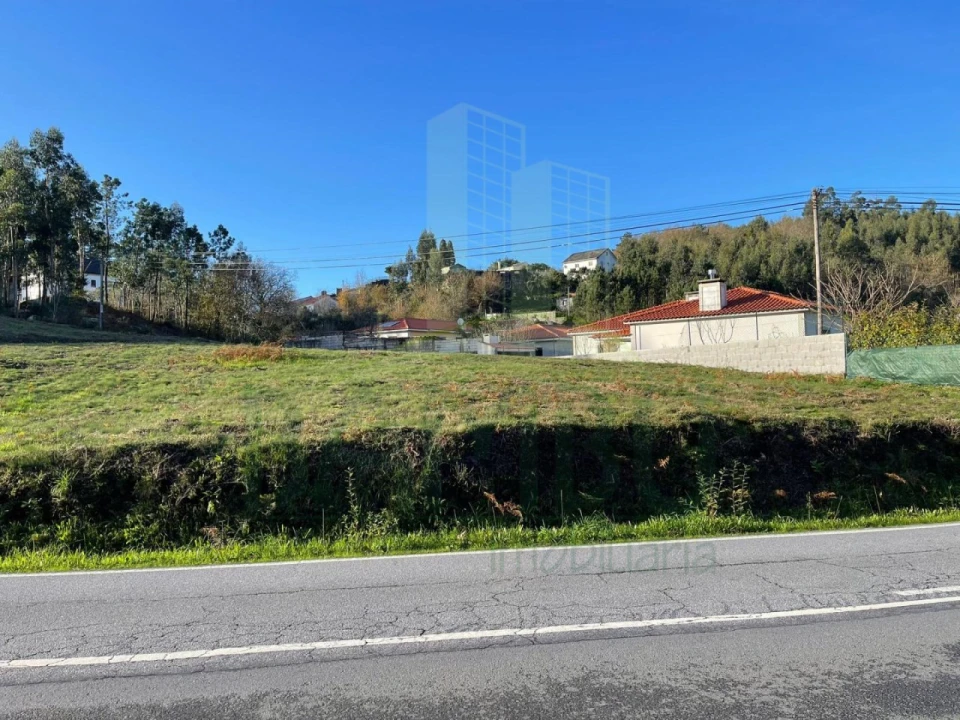Terreno para Venda em Freixieiro de Soutelo Foto 10
