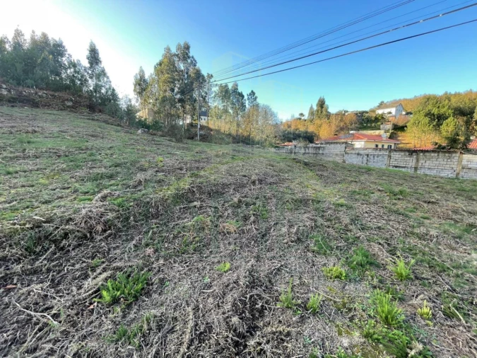 Terreno para Venda em Freixieiro de Soutelo Foto 4