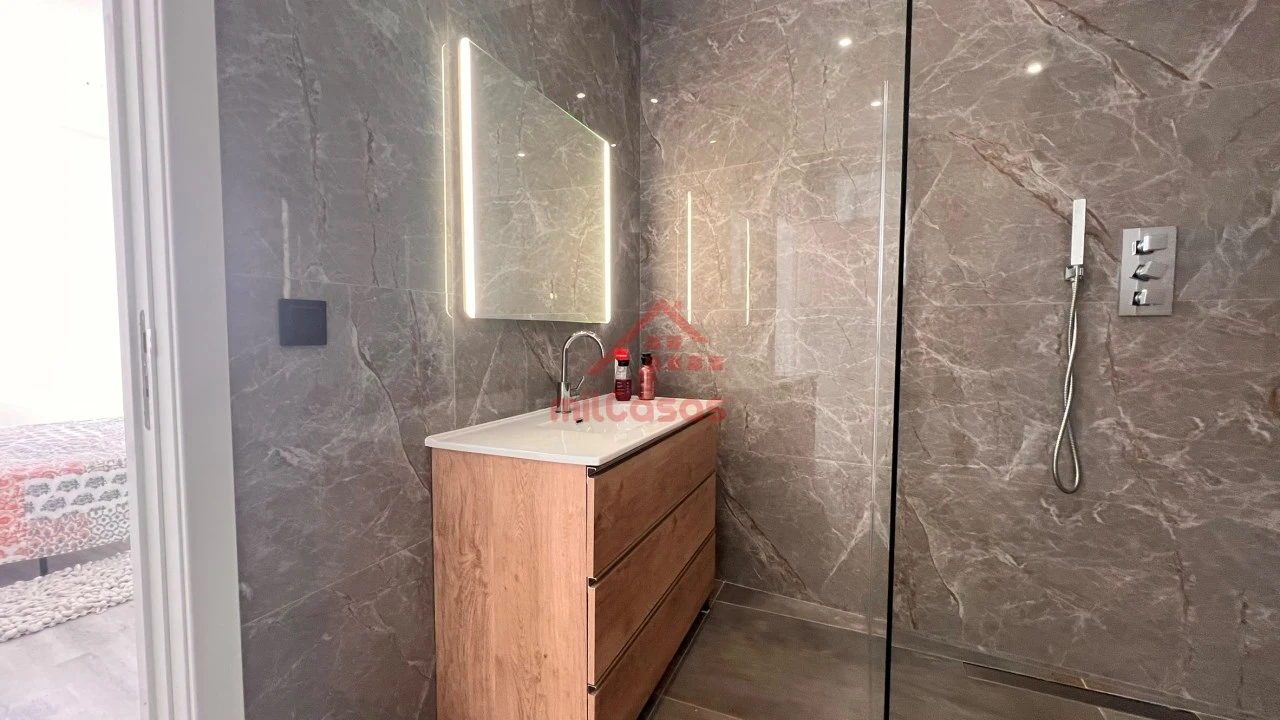 Moradia T2 para Venda em Dois Portos e Runa Foto 16