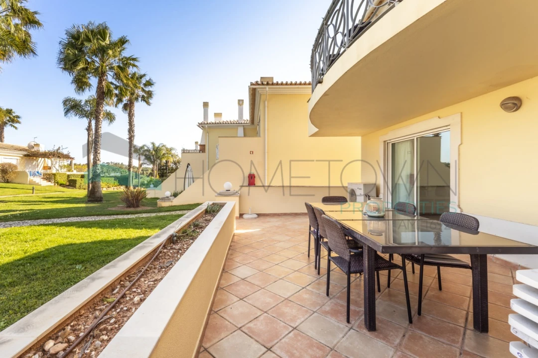 Quinta T4 para Venda em Quarteira Foto 8