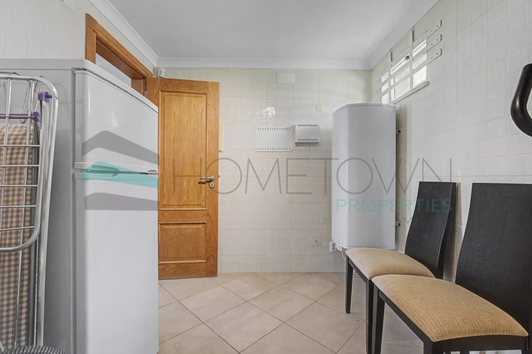 Quinta T4 para Venda em Quarteira Foto 30