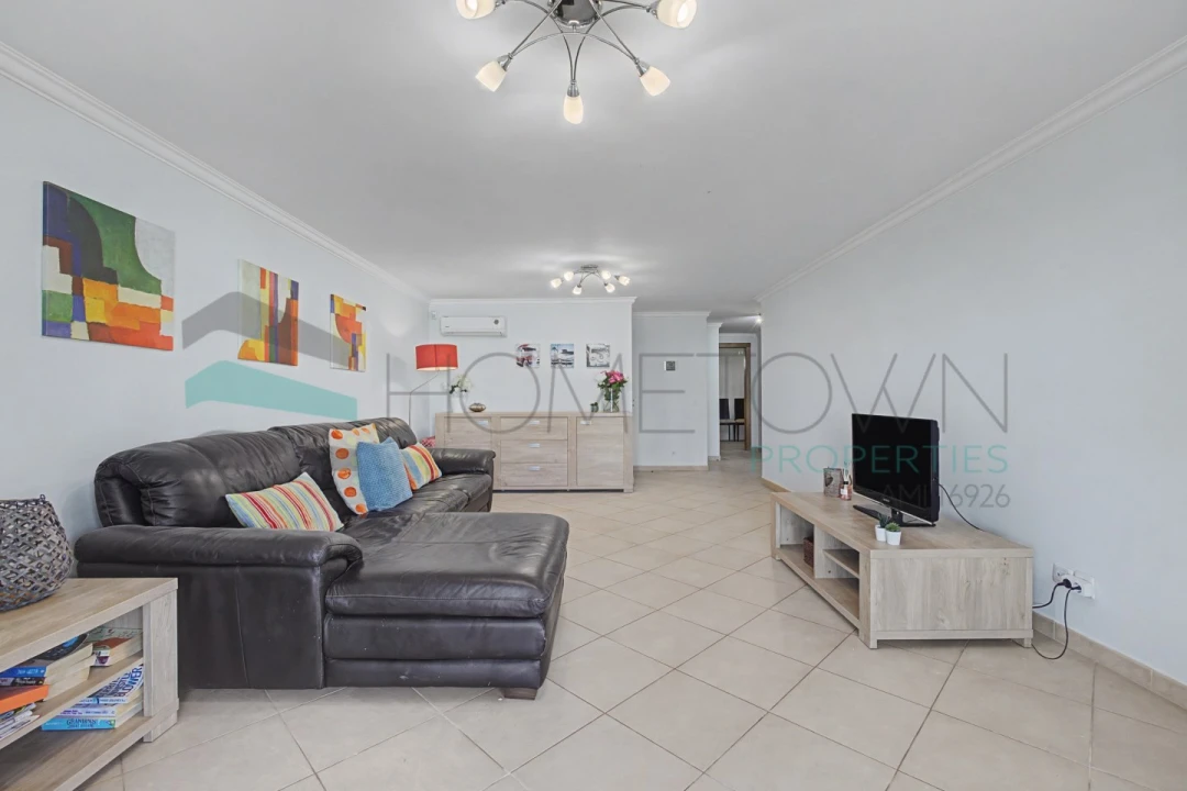 Quinta T4 para Venda em Quarteira Foto 39