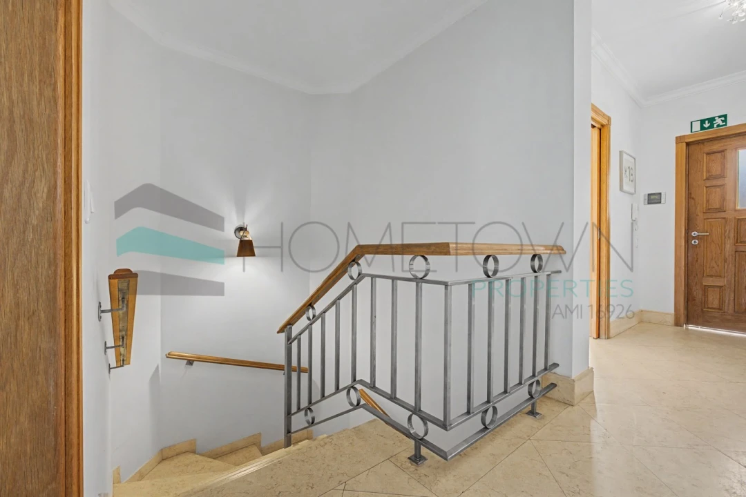 Quinta T4 para Venda em Quarteira Foto 44