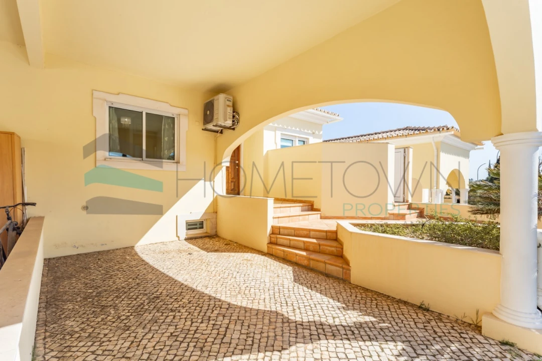 Quinta T4 para Venda em Quarteira Foto 50