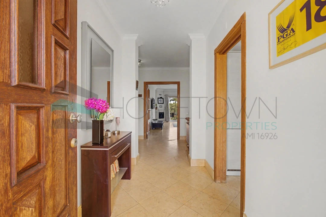 Quinta T4 para Venda em Quarteira Foto 56