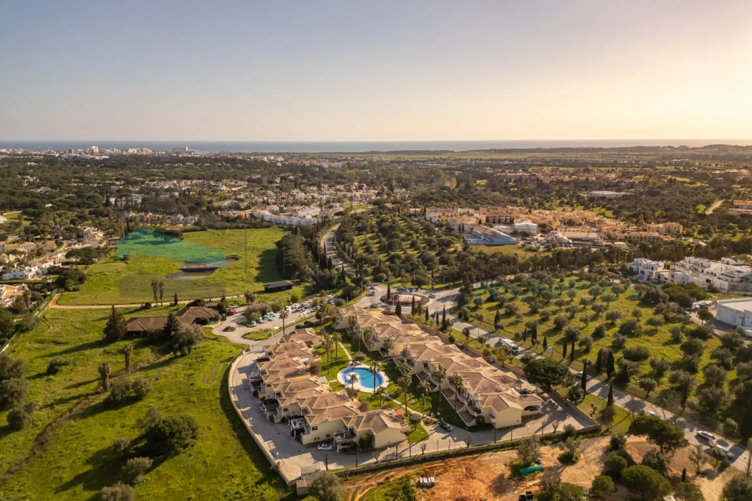 Quinta T4 para Venda em Quarteira Foto 58