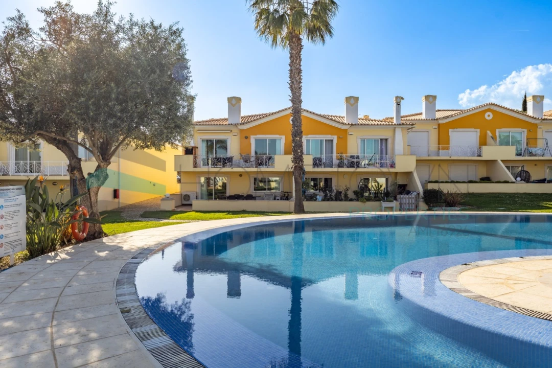 Quinta T4 para Venda em Quarteira Foto 62