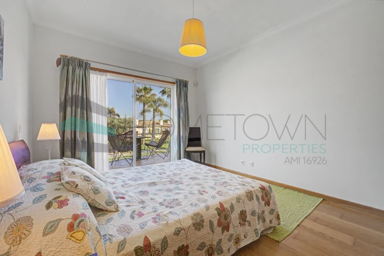 Quinta T4 para Venda em Quarteira Foto 20