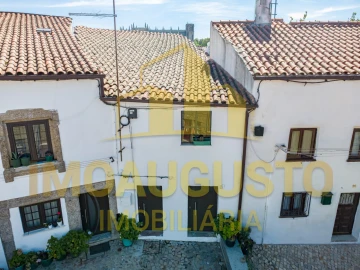 Moradia T3 para Venda em Guarda