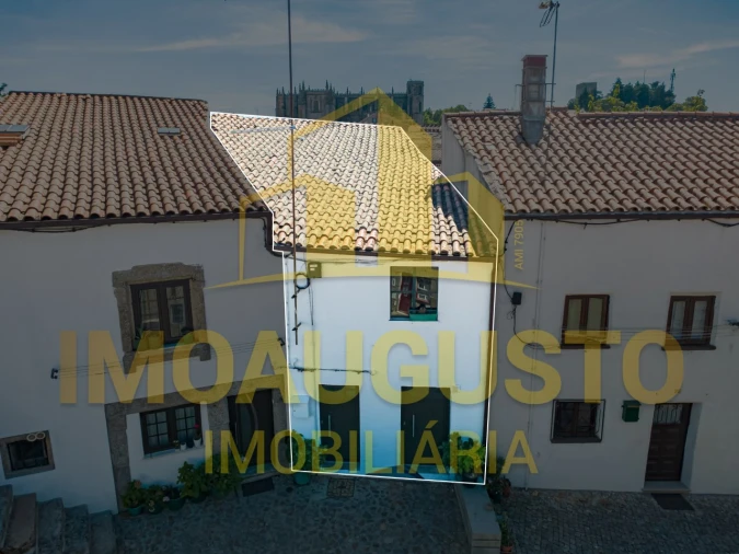 Moradia T3 para Venda em Guarda Foto 17