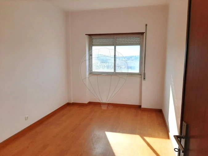 Apartamento T3 para Venda em Agualva e Mira-Sintra Foto 11