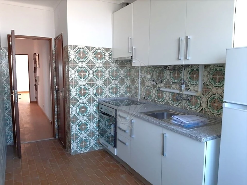 Apartamento T3 para Venda em Agualva e Mira-Sintra Foto 1