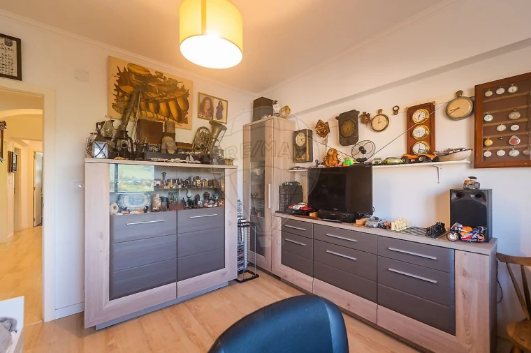 Apartamento T3 para Venda em Massamá e Monte Abraão Foto 45