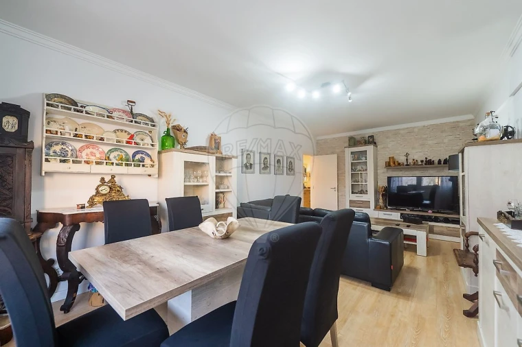 Apartamento T3 para Venda em Massamá e Monte Abraão Foto 22