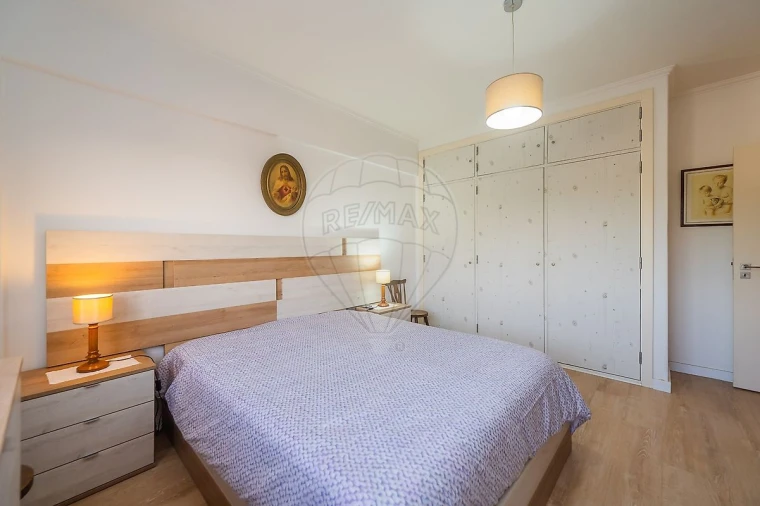 Apartamento T3 para Venda em Massamá e Monte Abraão Foto 3