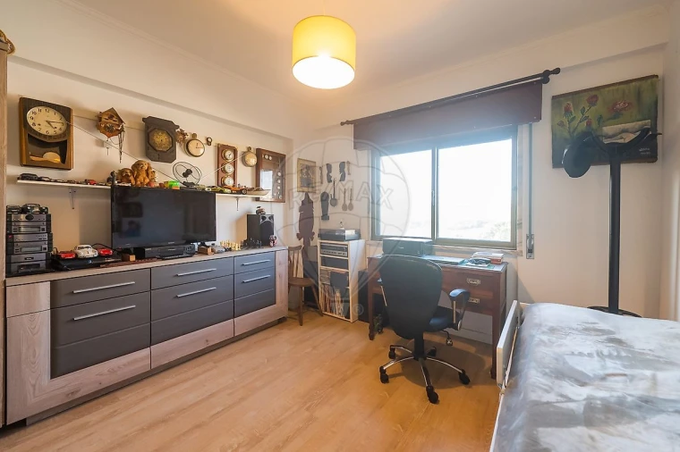 Apartamento T3 para Venda em Massamá e Monte Abraão Foto 42