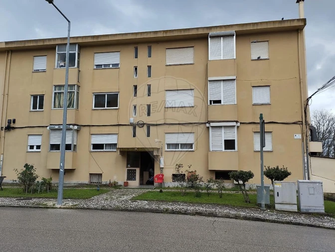 Apartamento T3 para Venda em Alverca do Ribatejo e Sobralinho Foto 2