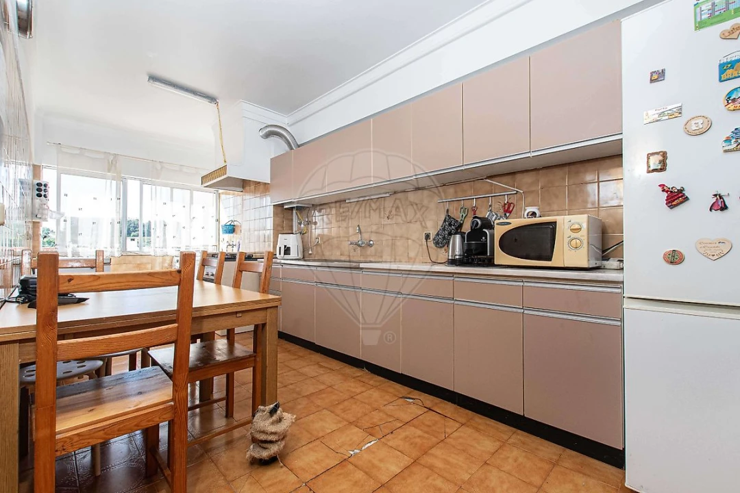 Apartamento T2 para Venda em Vialonga Foto 5