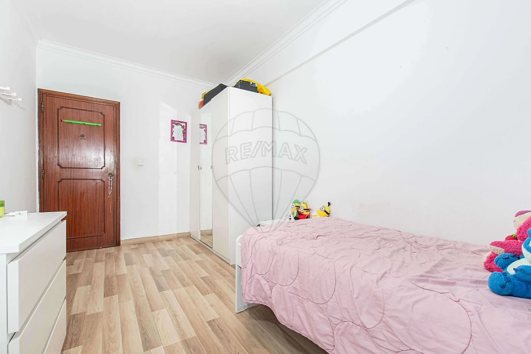 Apartamento T2 para Venda em Vialonga Foto 12